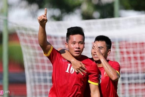 VIDEO: Thanh Bình mở tỉ số cho U23 Việt Nam phút 25
